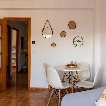 California - All-day Sunny 2-bedroom Apartmán El Campello