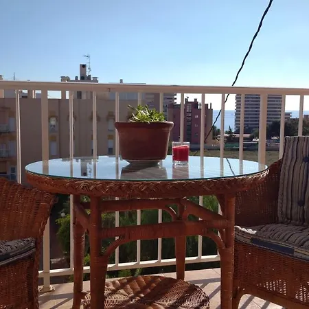 California - All-day Sunny 2-bedroom